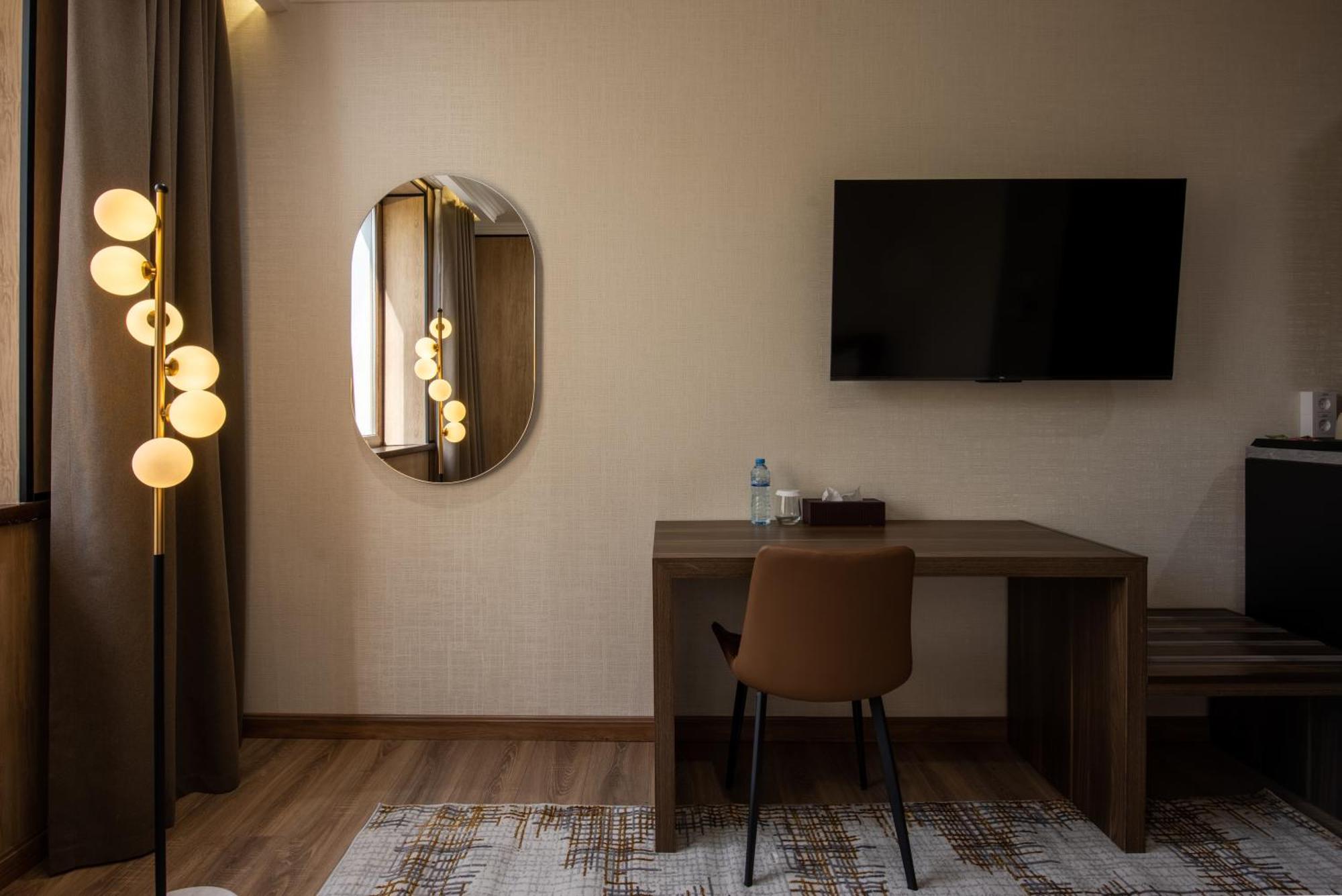 Silk Road Premium Hotel Ташкент Екстериор снимка